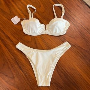 Top & Bottom: Monday Swimwear Clovelly Top M and Byron Bottom M